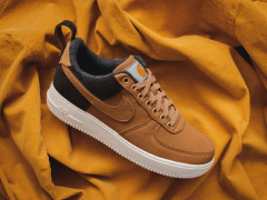 Sneaker brown